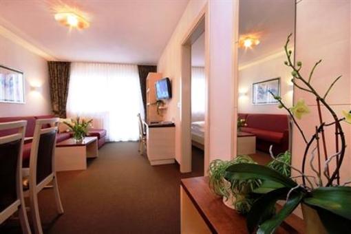 фото отеля Residence Hirzer Tirolo