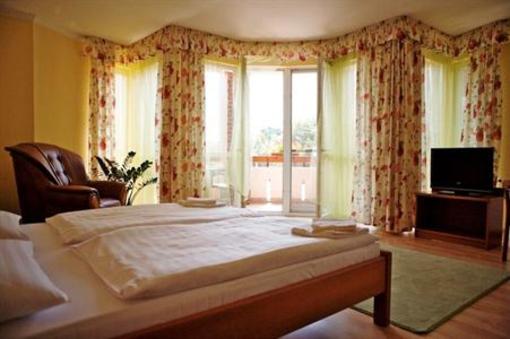 фото отеля Hotel Jarja