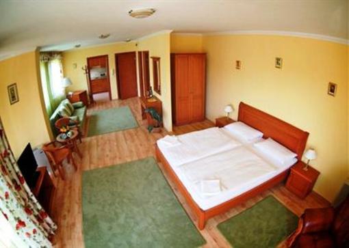 фото отеля Hotel Jarja