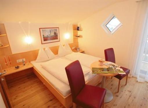 фото отеля Appartement-Pension Lingner