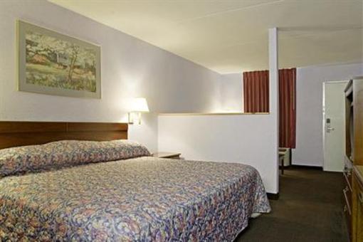 фото отеля Americas Best Value Inn & Suites Knoxville