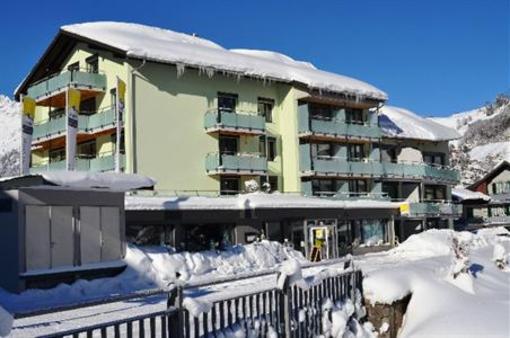фото отеля Hotel Hahnenblick