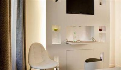 фото отеля Hotel Gabriel Paris Marais