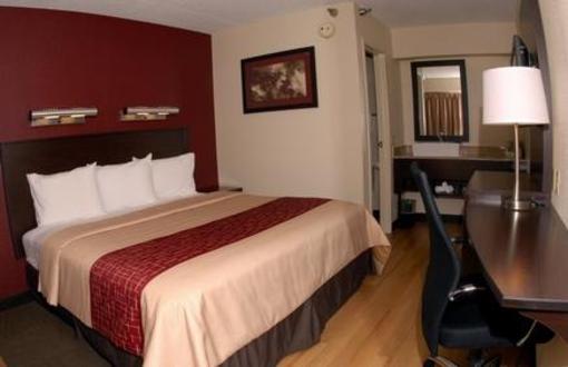 фото отеля Red Roof Inn Chicago Naperville