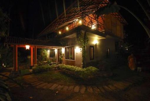 фото отеля Edakkal Hermitage