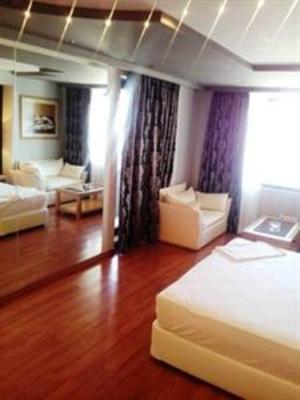 фото отеля Nefeli Hotel Alimos