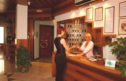 фото отеля Albergo Delle Alpi