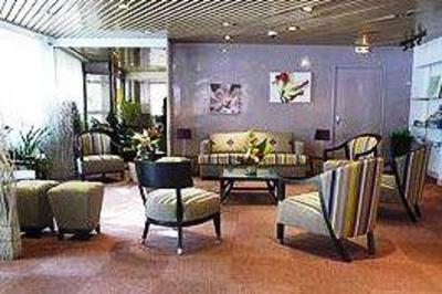 фото отеля Inter-Hotel de l'Orme