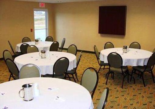 фото отеля Sleep Inn & Suites Van Buren