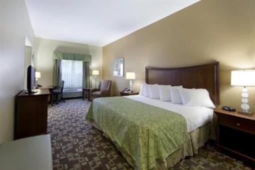 фото отеля Comfort Inn & Suites Orangeburg