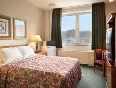 фото отеля Days Inn and Suites Elkins
