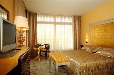 фото отеля Hotel Excelsior Massa