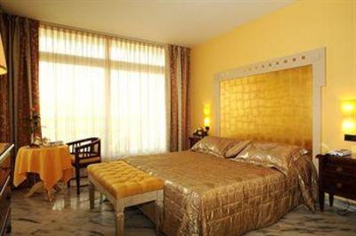 фото отеля Hotel Excelsior Massa