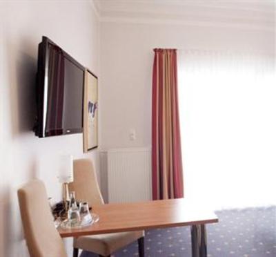фото отеля Hotel Tiek Meppen