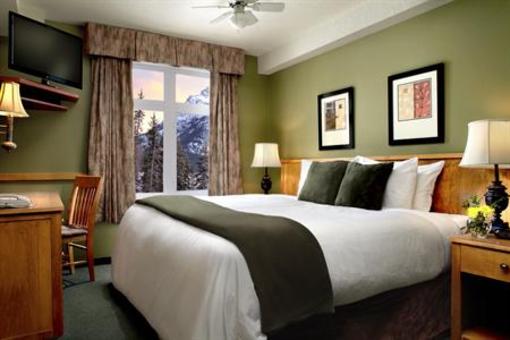 фото отеля Windtower Lodge & Suites Canmore