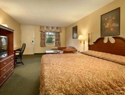 фото отеля Ramada Limited Hotel Cockeysville