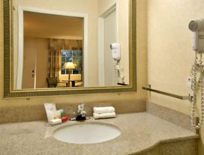 фото отеля Ramada Limited Hotel Cockeysville