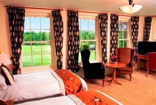 фото отеля Donnington Grove and Country Club Hotel Newbury
