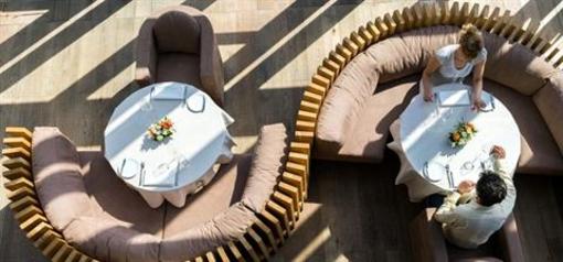 фото отеля Crans Ambassador Hotel