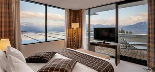 фото отеля Crans Ambassador Hotel