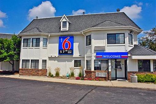 фото отеля Motel 6 Milwaukee West Brookfield
