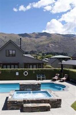 фото отеля Wanaka Luxury Apartments