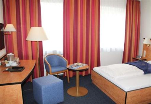 фото отеля Hotel Zum Riesen