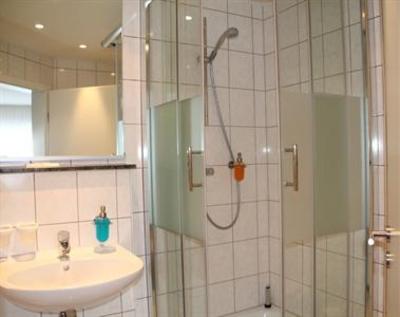фото отеля Hotel Zum Riesen