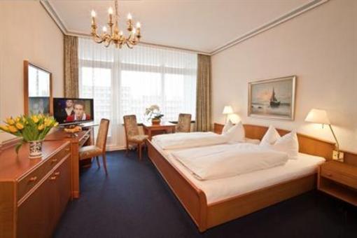 фото отеля Strandhotel Monbijou