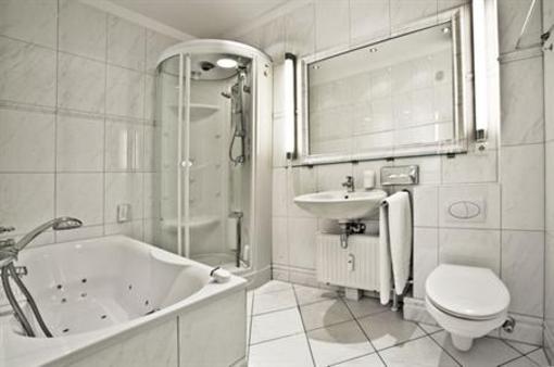фото отеля Strandhotel Monbijou