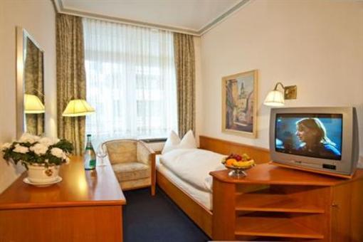 фото отеля Strandhotel Monbijou