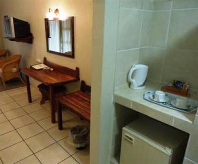 фото отеля Mashutti Country Lodge