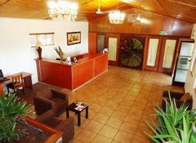 фото отеля Mashutti Country Lodge