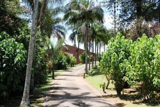 фото отеля Mashutti Country Lodge
