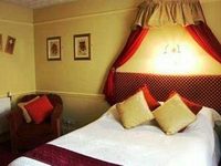 The Edward Hotel