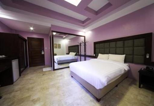 фото отеля Woodland Hotel