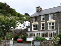 Lawrenny Lodge