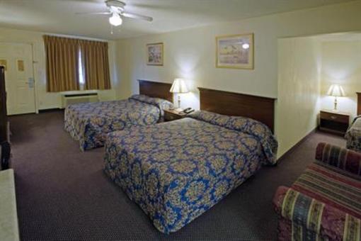 фото отеля Americas Best Value Inn & Suites Raymondville