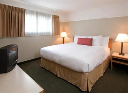 фото отеля Looking Glass Inn