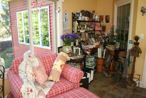 фото отеля Songbird Prairie Bed & Breakfast
