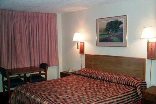 фото отеля Stateline Economy Inn & Suites