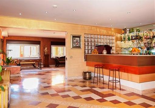 фото отеля Ares Hotel
