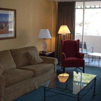 фото отеля The Springs Hotel & Spa