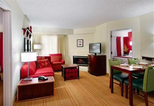 фото отеля Residence Inn North Fletcher Tampa