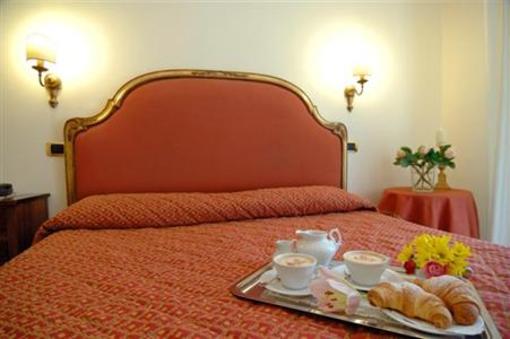 фото отеля Villa S.Pietro