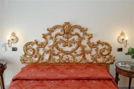 фото отеля Villa S.Pietro