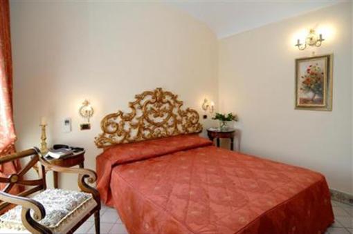 фото отеля Villa S.Pietro