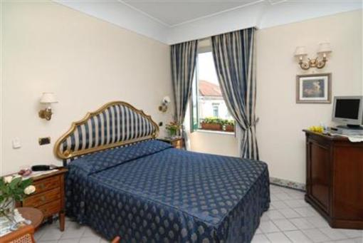 фото отеля Villa S.Pietro