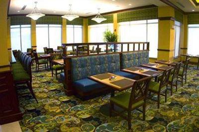 фото отеля Hilton Garden Inn Evansville