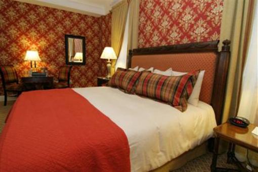 фото отеля Charley Creek Inn